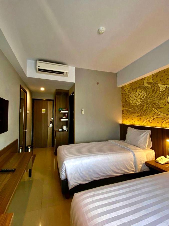 Unisi Hotel Malioboro - Jogja Syariah Yogyakarta Extérieur photo