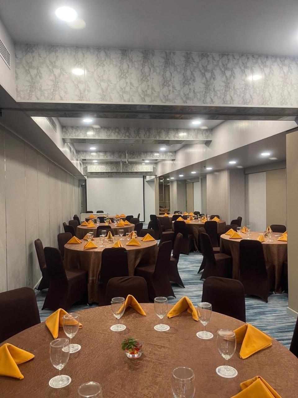 Unisi Hotel Malioboro - Jogja Syariah Yogyakarta Extérieur photo